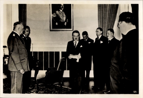 Foto Hoffmann, Praha Prag, Der Reichsprotektor in Böhmen und Mähren empfängt die neue Regierung,1939