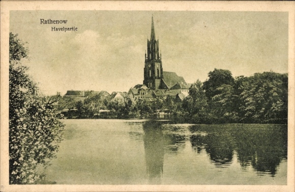 Ak Rathenow in Havelland, Havelpartie, kerktoren, rivier, boulevard, bomen