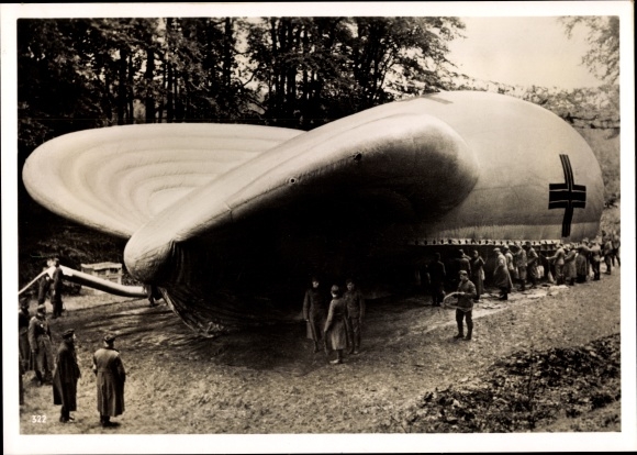 Photo Hoffmann, Heinrich, Large captive balloon is performed, November 1939, Wehrmacht