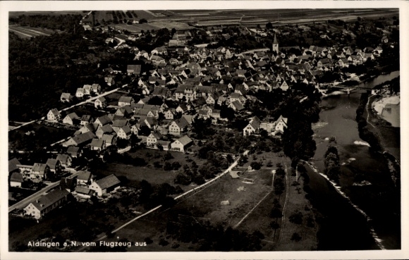 Postcard Aldingen in Württemberg, aerial photograph, houses, river, landscape