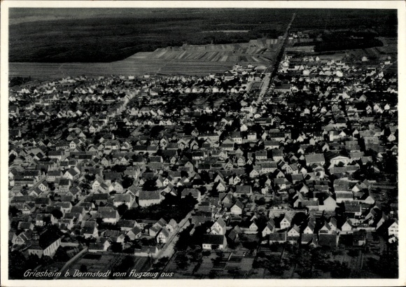 Postcard Griesheim near Darmstadt, aerial view of Griesheim, many houses, country road visible