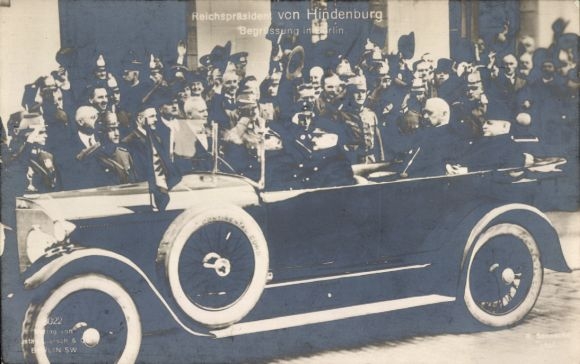 Foto Ak Begrüßung von Reichspräsident Hindenburg in Berlin