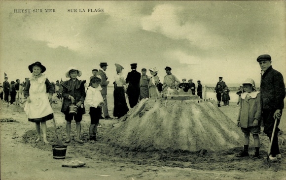 Postcard Knokke Heist Heyst Knocke sur Mer West Flanders, beach life, sandcastle