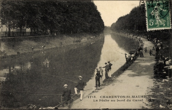 Ak Charenton Saint Maurice Val de Marne, La Peche au bord du Canal
