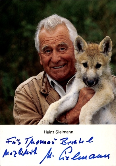 Postcard actor Heinz Sielmann, portrait with puppy, autograph