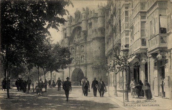 KP Burgos Kastylia i León, Arco de Santamaría, ludzie na ulicy, drzewa, architektura