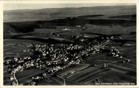 Ak Bad Dürrheim im Schwarzwald, Luftaufnahme von  ländliche Umgebung, viele Häuser