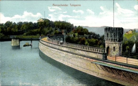 Postcard Remscheid Westfalen, part of the dam with a view of the surrounding area
