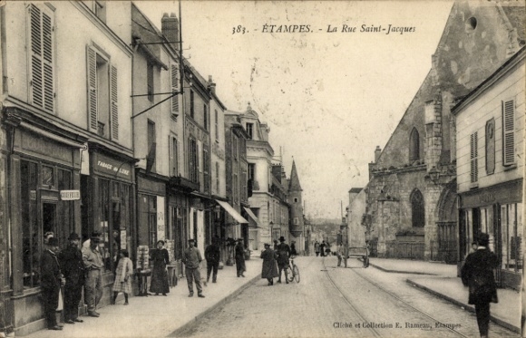 Ak Étampes Essonne, Straßenansicht, Rue Saint-Jacques, Geschäftslokale, Gebäude