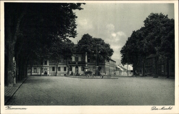 Postcard Kremmen in der Mark, Market, Hohe Straße