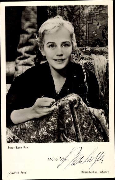 Postcard actress Maria Schell, portrait, sewing, Ufa film, the angel with the trombone, autograph