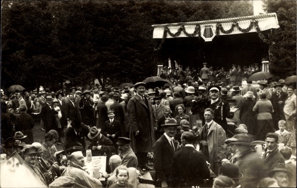 Photo Postcard Dorfen in Upper Bavaria, song festival, group of people