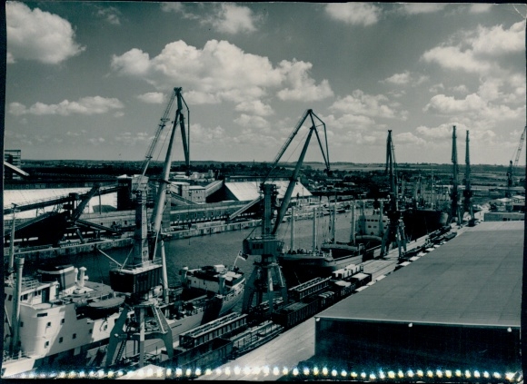 Foto Hansestadt Wismar, Hafen, Kräne