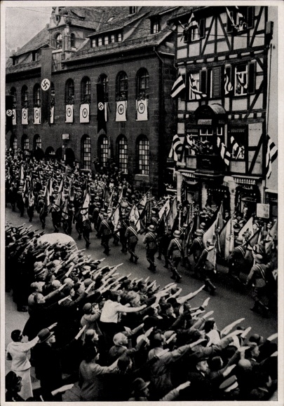 Collector's picture Adolf Hitler, Nuremberg Reich Party Rally 1935, Wehrmacht flags, collection No. 15 Image 143