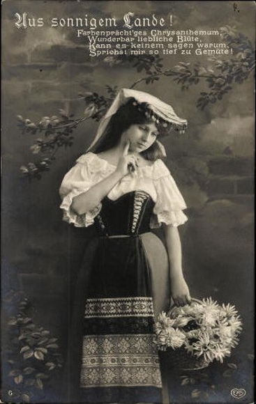 10 alte Ansichtskarten Frauenportraits, Diverse Motive