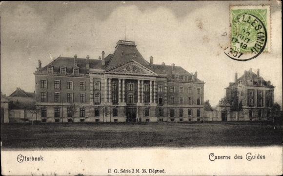 Postcard Etterbeek Bruxelles Brussels, Caserne des Guides