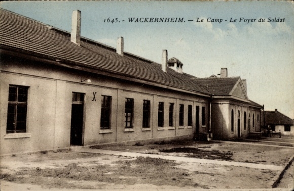 Postcard Wackernheim Ingelheim am Rhein, the Camp - the Soldier's Foyer, Barracks