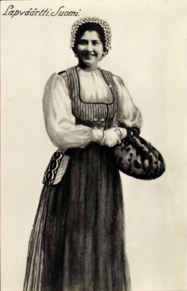 Postcard Finland, Young woman in folk costume, portrait