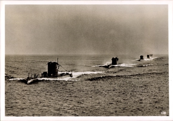 Foto Deutsche U-Boote bei einer Übung in der Ostsee, Kriegsmarine, Juli 1939