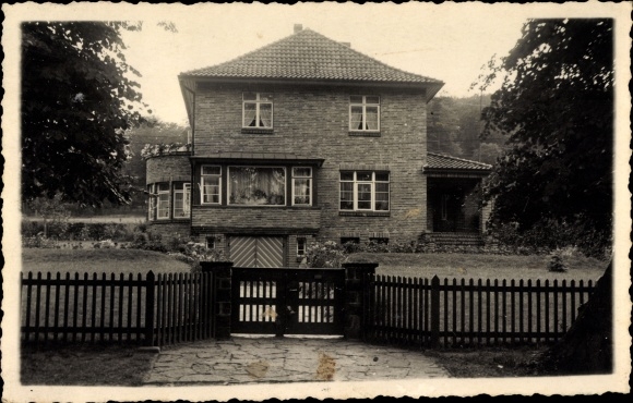 Foto Ak Bad Rehburg, Allee 3, Haus mit Garten