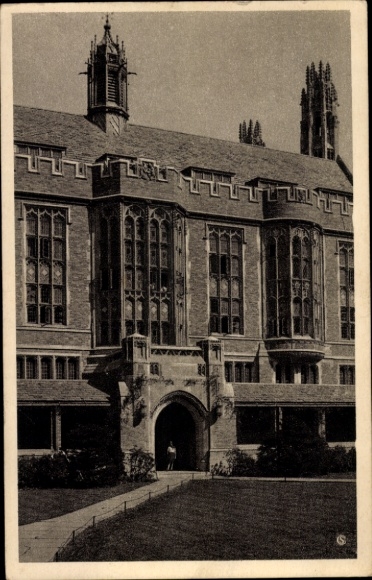 Ak New Haven Connecticut, VS, Yale Law School