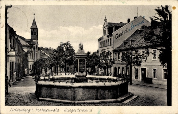 Ak Lichtenberg Oberfranken, Kriegerdenkmal, Gasthof, Brunnen, Restaurant von Hans Merkel