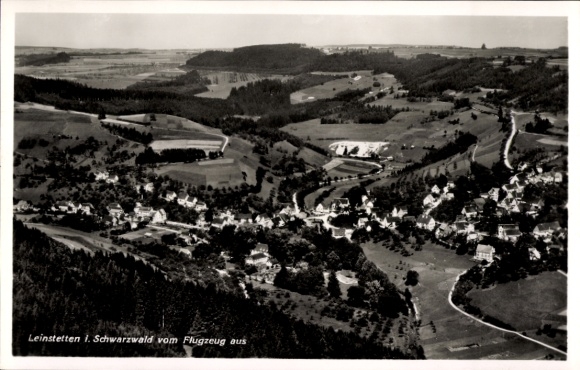 Ak Leinstetten Dornhan im Schwarzwald, Fliegeraufnahme
