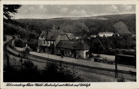 Postcard Schwarzburg in Thuringia, train station with view of the castle