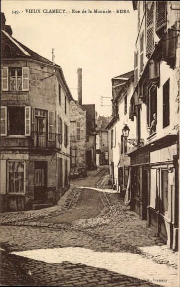 Ak Ak Clamecy Nièvre, Yonne, Kanal, Vieux  Rue de la Monnaie, Stadtansicht,  Architektur