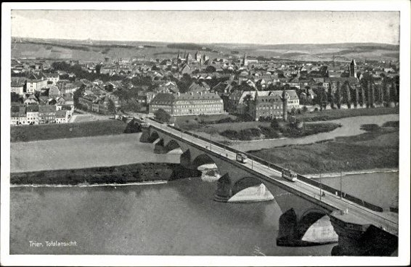 10 old PCs Trier, various views