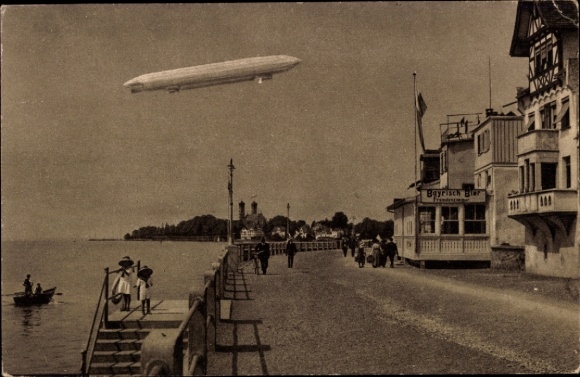 Ak Friedrichshafen aan het Bodenmeer, Uferstraße, Zeppelin in de lucht, Gasthaus Bayrisch Bier