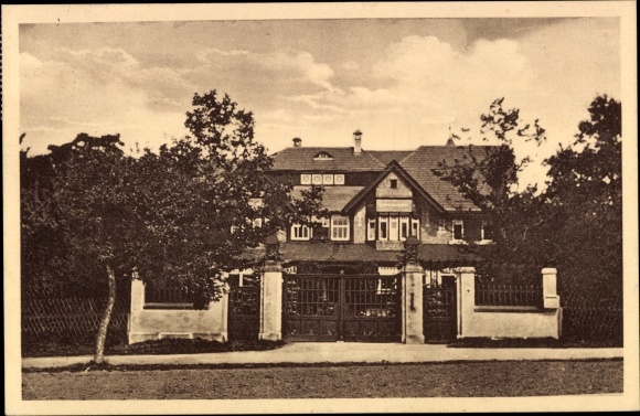 PC Ebersbach in Saxony, Federal Convalescent Home Niederrödern, front view