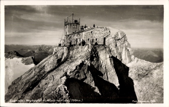 Ak Zugspitze, Zugspitz-Westgipfel mit Munch AaHous