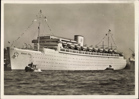 Postcard KDF steamer Robert Ley