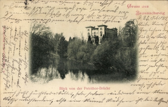 KP Braunschweig w Dolnej Saksonii, widok z mostu Petrithor, woda, drzewa, budynki
