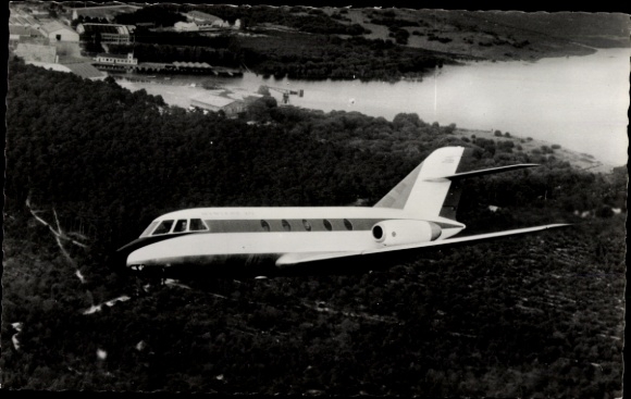 Postcard passenger aircraft GAM Dassault Mystère 20