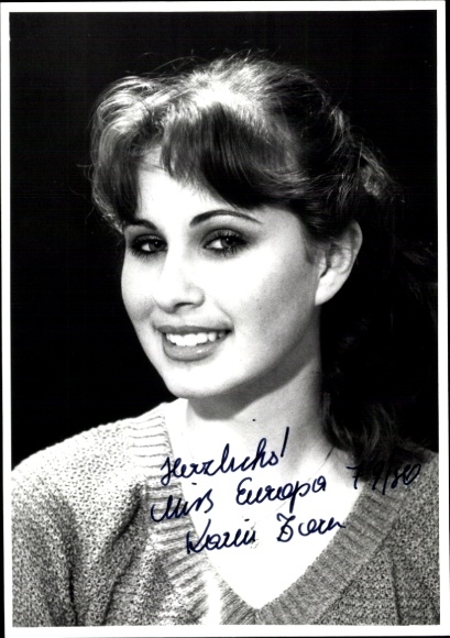 Postcard actress Karin Zierer, portrait, Miss Europe 1979/80, autograph