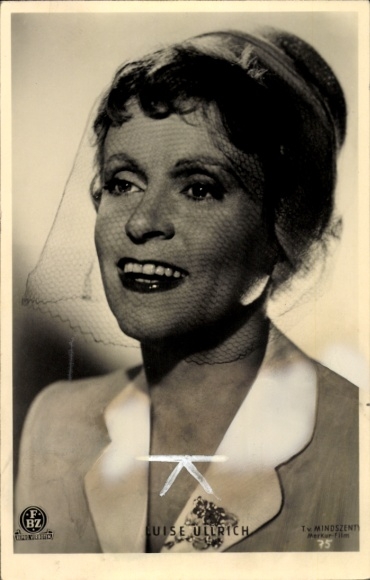 Postcard actress Luise Ullrich, portrait, net veil