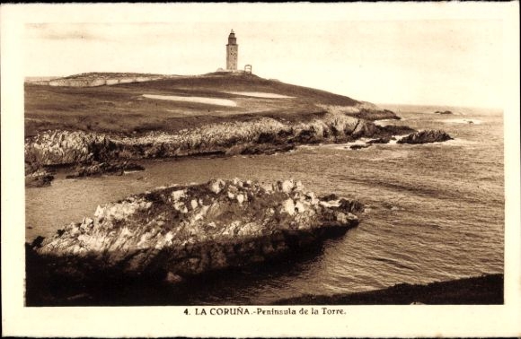 Ak La Coruña Galicien, Leuchtturm, Küstenlinie, Felsen, Wasser