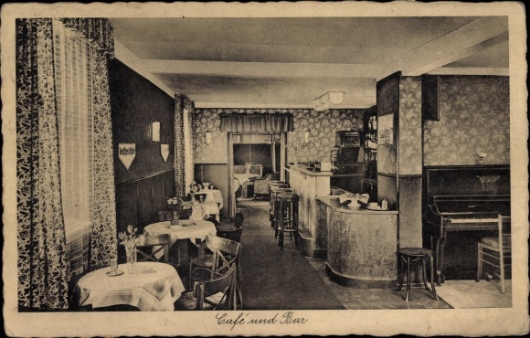 PC Berlin Treptow Adlershof, Cafe Sanssouci, Bismarckstrasse 73, interior view