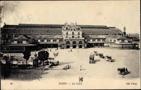 Postcard Dijon Côte d&#39;Or, The Station, Bahnhof