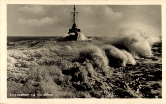 Ak Deutsches Kriegsschiff, Torpedoboot auf Marschfahrt, Kriegsmarine, II. WK