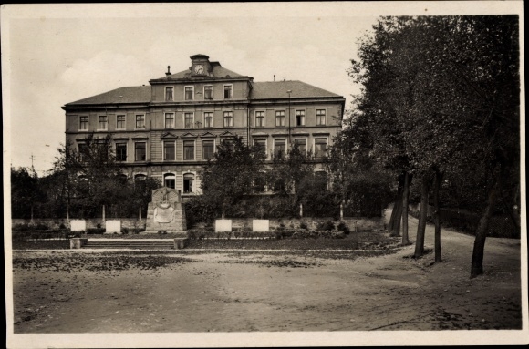PC Burkhardtsdorf in the Ore Mountains, view of the school, monument