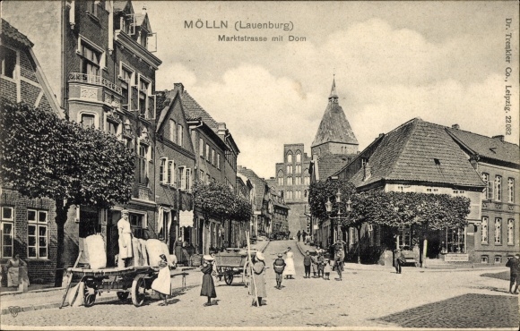 Postcard Mölln in the Duchy of Lauenburg, Marktstrasse, Cathedral