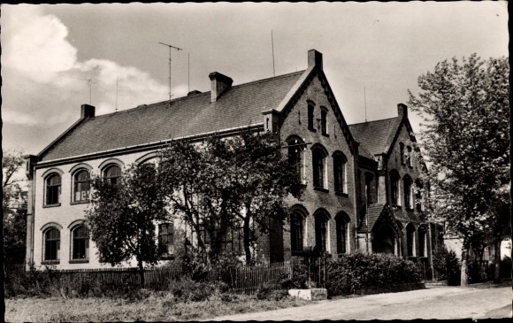 Postcard Klettwitz Schipkau in Lower Lusatia, school