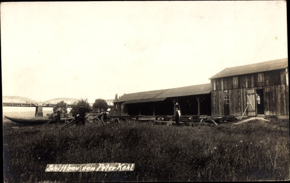 Photo Postcard Ginsheim Gustavsburg am Rhein, shipbuilding by Peter Kehl