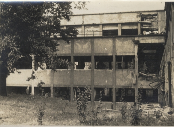 Original Foto Berlin Wilmersdorf, Landhausklinik in der Landhausstraße, um 1946, ca. 12 x 17 cm