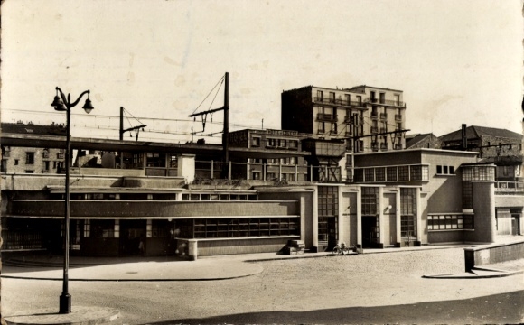 PC Vanves Hauts de Seine, train station