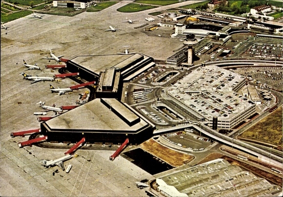 Postcard Hannover Langenhagen Airport, aerial photography, passenger aircraft