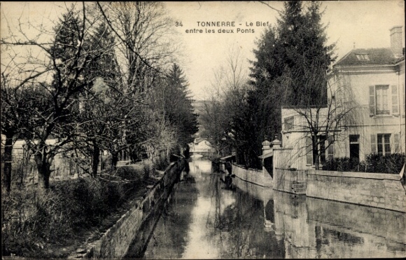 Postcard Tonnerre Yonne, river, two bridges, trees, buildings on the bank,